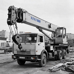 Автокран на шасси МАЗ